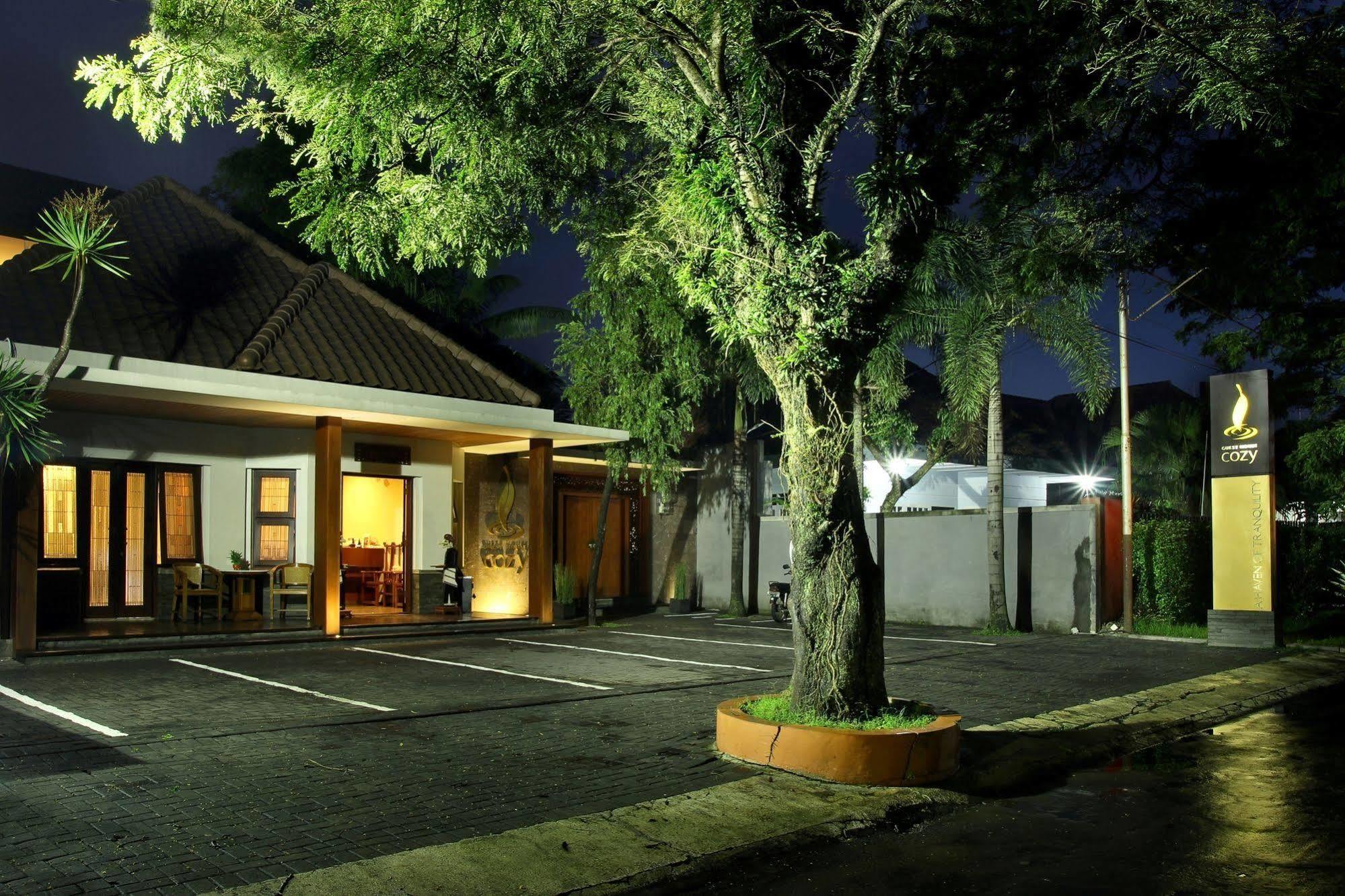 Cozy Boutique Guest House Маланг Екстериор снимка